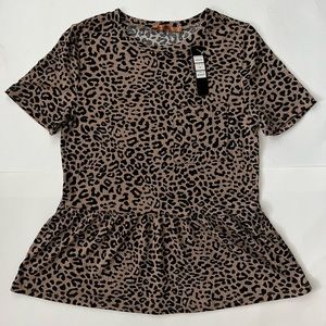 ❤️ NWT 🐆 gorgeous leopard print top with peplum flare - small